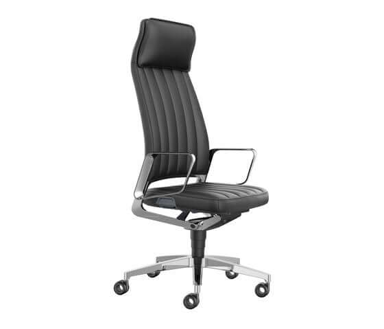 Black VINTAGEis5 office chair with headrest, ergonomic design, German Design Award 2017 winner.