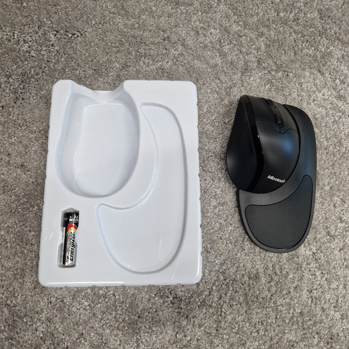 Outlet - Newtral 3 medium ergonominen hiiri kämmentuella, langaton - avattu pakkaus