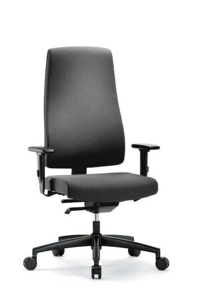 Premium black Mål 322G office chair showcasing ergonomic design and luxury seating features.