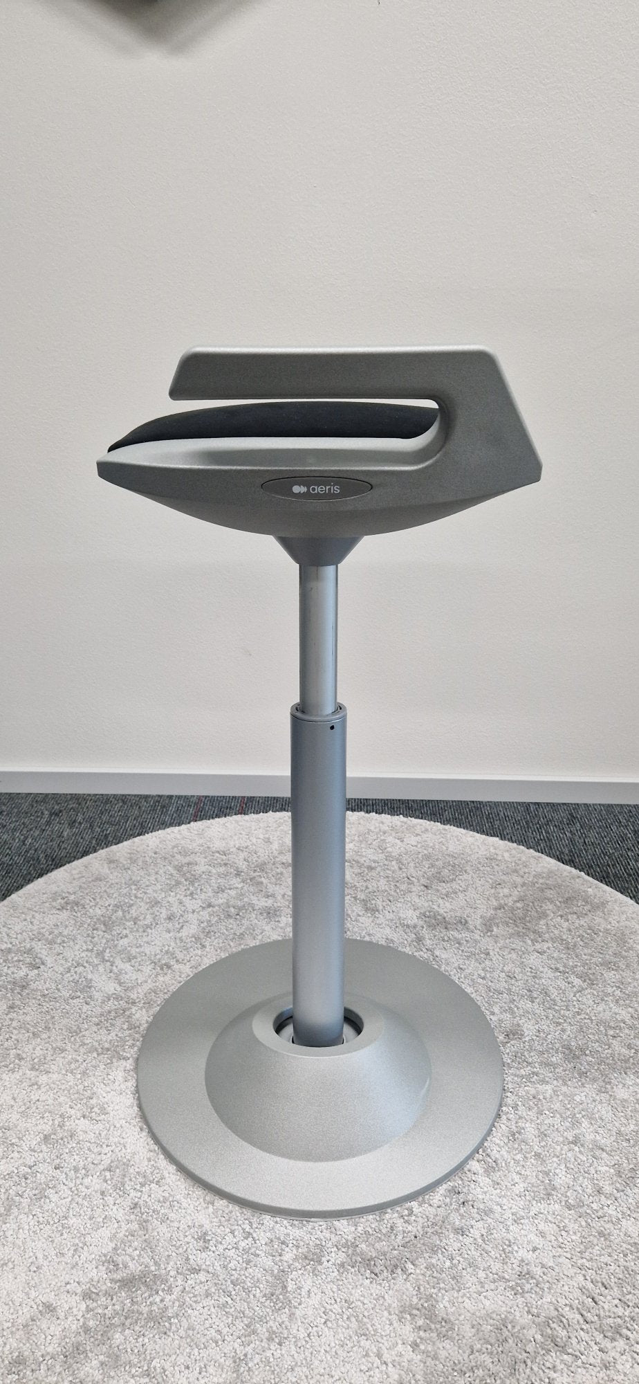Outlet - Muvman active chair, black microfiber - model piece