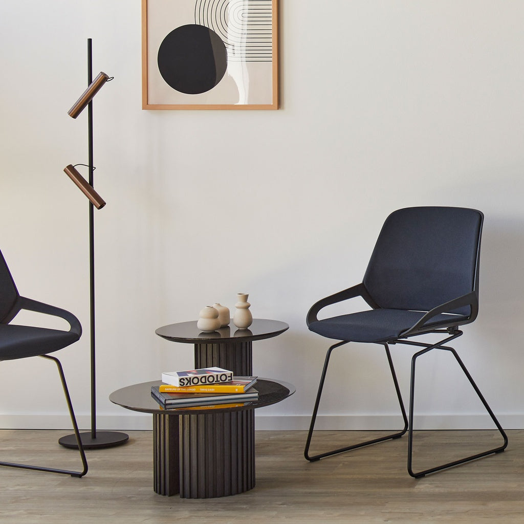 Numo Comfort skid base, musta cura kangas istuin