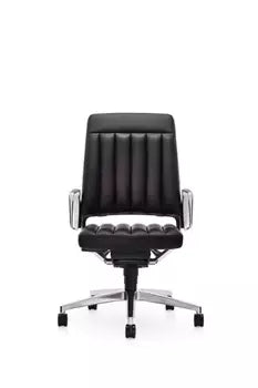 VINTAGEis5 black office chair by Interstuhl, featuring ergonomic design and sleek craftsmanship.