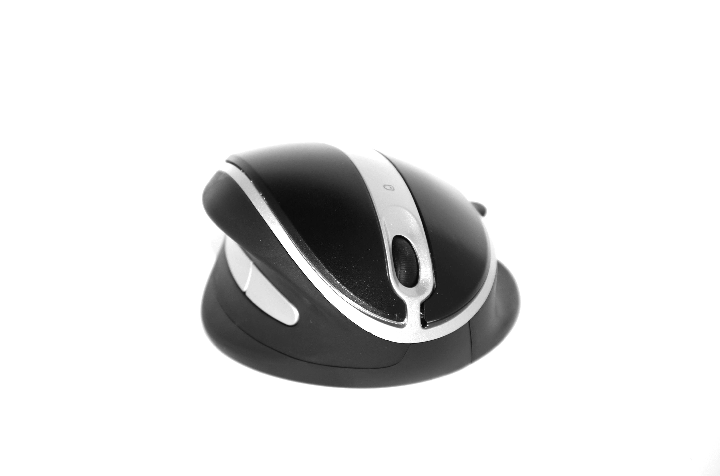 Ergonomic vertical wireless mouse with adjustable angles for comfortable use